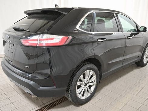Used 2024 Ford Edge Titanium image 12