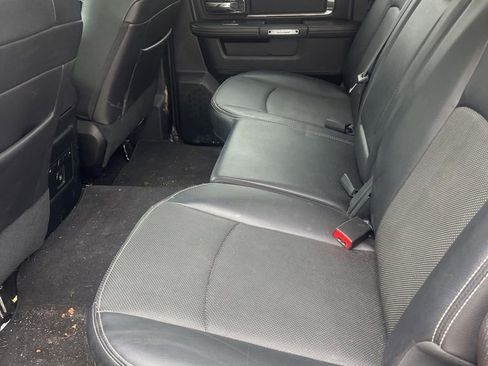Used 2017 RAM 1500 Laramie w/ Convenience Group AWD/4WD image 10