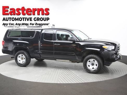 Used 2023 Toyota Tacoma SR AWD/4WD image 45