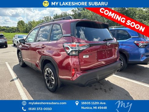 Certified 2025 Subaru Forester Premium w/ Convenience Package #1 AWD/4WD image 4