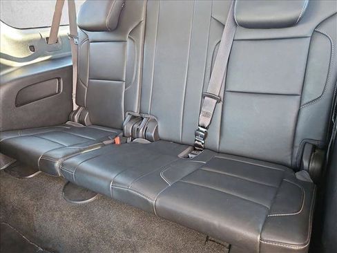 Used 2018 Chevrolet Suburban LT w/ LT Signature Package image 20