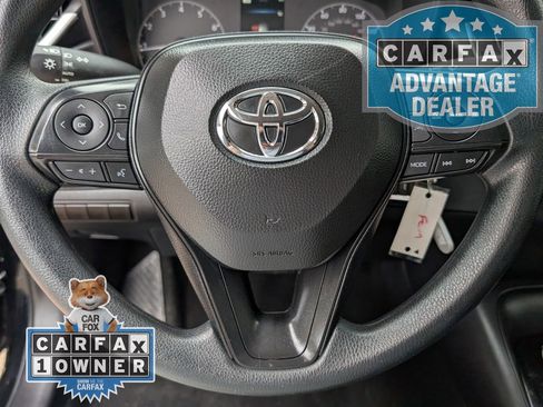 Used 2025 Toyota Corolla LE FWD image 6
