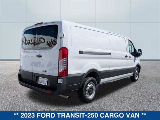 Used 2023 Ford Transit 250 Low Roof w/ Load Area Protection Package RWD image 4