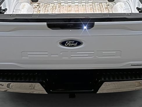 Used 2021 Ford F150 XLT w/ Trailer Tow Package image 11