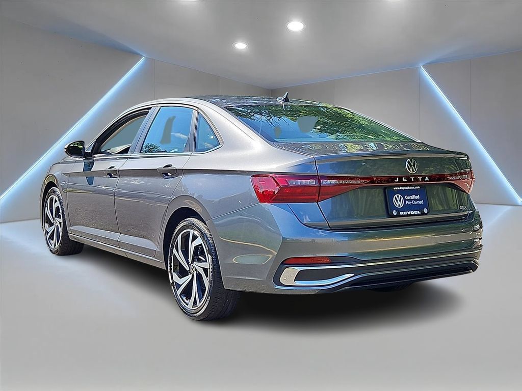 Certified 2025 Volkswagen Jetta SEL FWD image 6