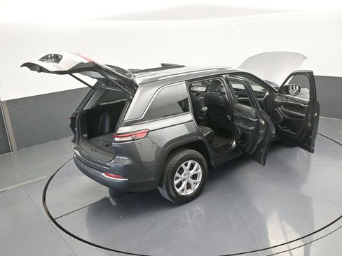 Used 2022 Jeep Grand Cherokee Limited image 72