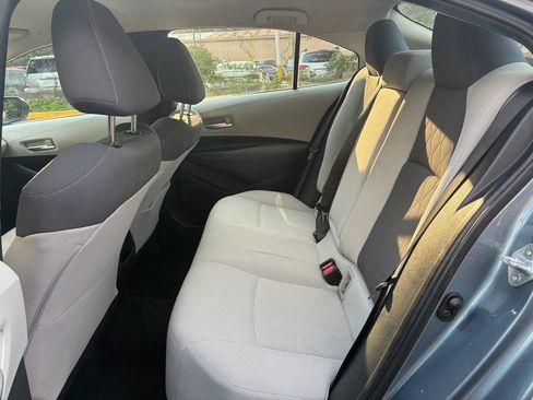 Used 2020 Toyota Corolla LE FWD image 16