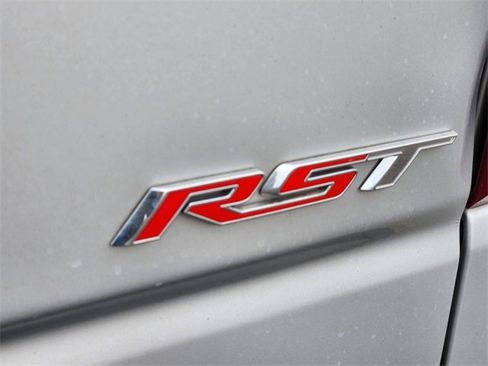 Used 2021 Chevrolet Silverado 1500 RST image 13