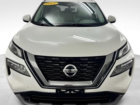 Used 2021 Nissan Rogue SV w/ Premium Package image 4