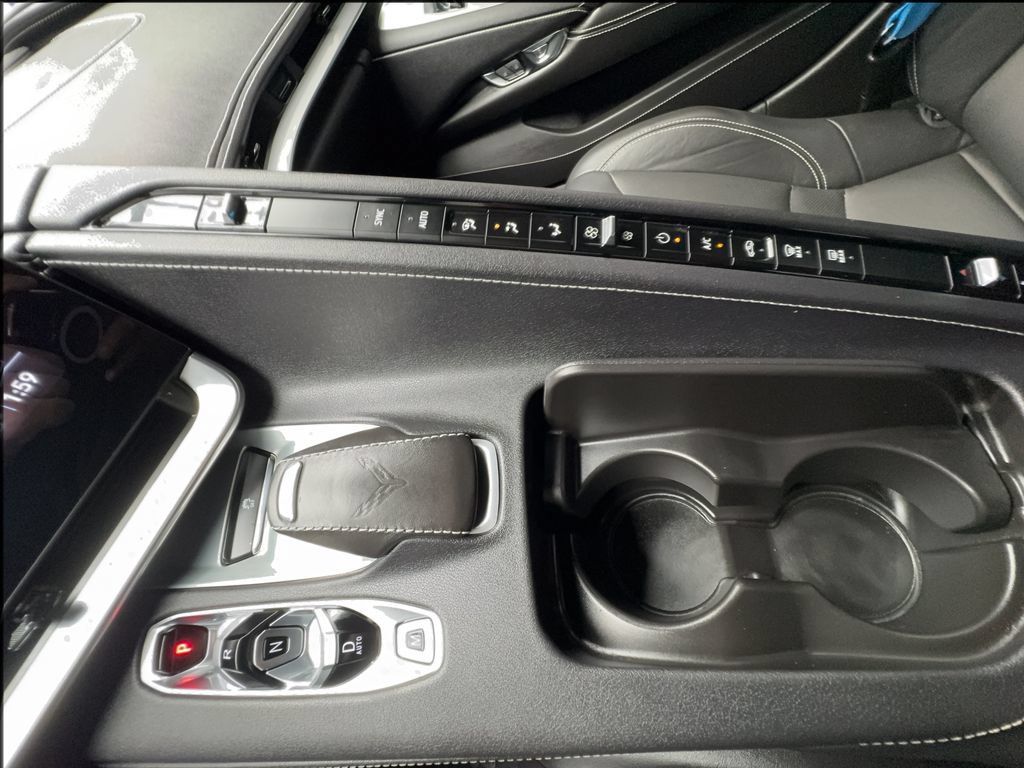 Used 2023 Chevrolet Corvette Stingray Convertible w/ Z51 Performance Package RWD image 44