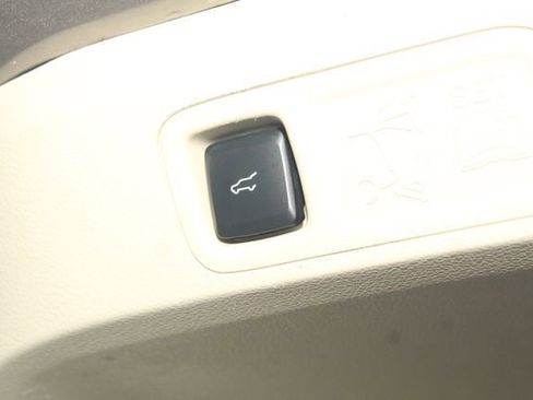 Used 2019 Lincoln Navigator Reserve w/ Cargo Package image 13