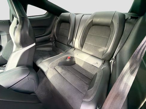 Used 2022 Ford Mustang Shelby GT500 w/ Technology Package image 20