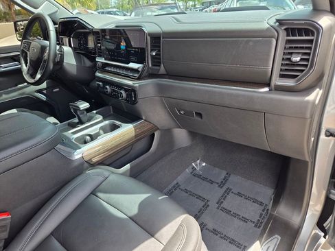 Certified 2025 Chevrolet Silverado 1500 LT Trail Boss w/ Convenience Package II AWD/4WD image 19