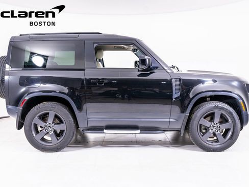 Used 2022 Land Rover Defender 90 S image 6