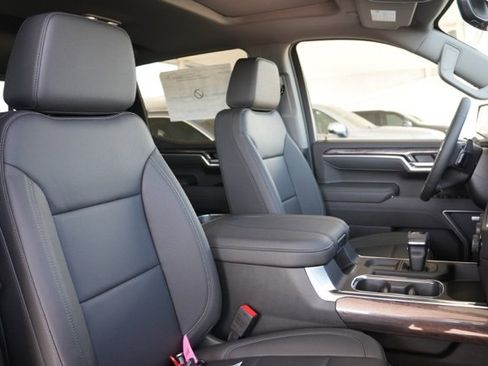 New 2025 Chevrolet Silverado 1500 LTZ w/ Technology Package image 18