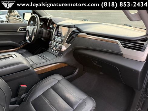Used 2020 GMC Yukon Denali w/ Denali Ultimate Package image 35