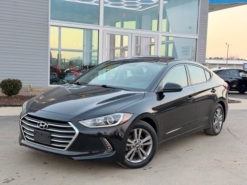 Used 2017 Hyundai Elantra Value Edition image 4