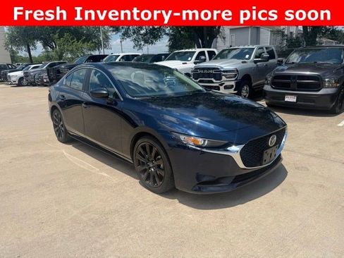 Used 2024 MAZDA MAZDA3 s FWD image 5