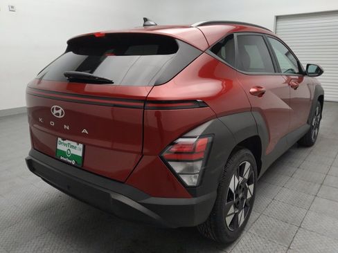 Used 2025 Hyundai Kona SEL FWD image 9