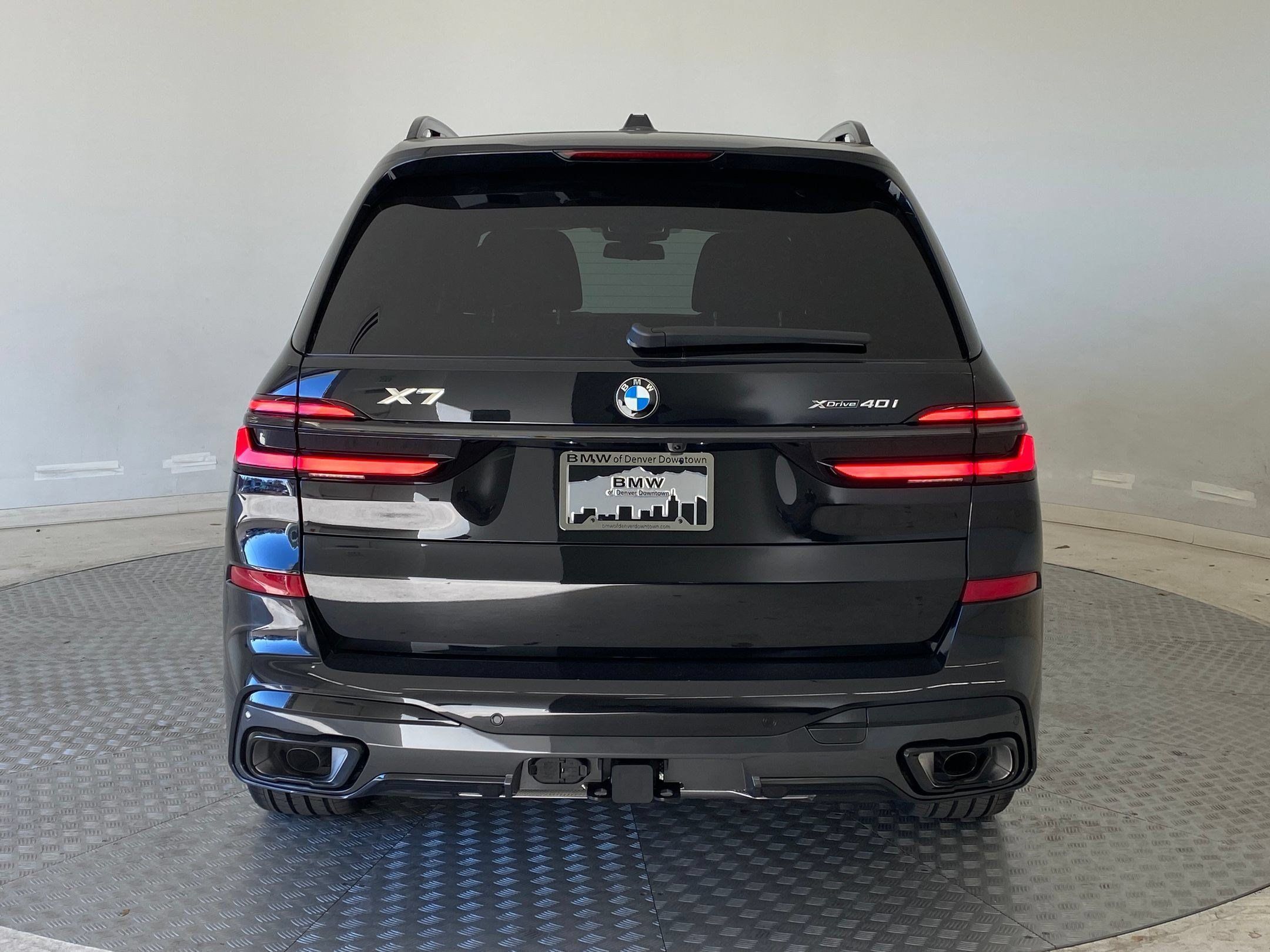 Used 2026 BMW X7 xDrive40i w/ M Sport Package AWD/4WD image 10