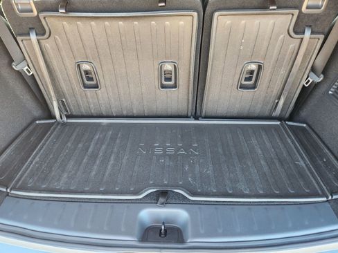 Used 2025 Nissan Pathfinder Platinum w/ Cargo Package image 37