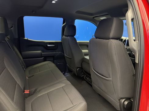 Used 2022 Chevrolet Silverado 1500 LT AWD/4WD image 26