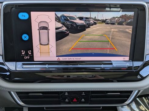 New 2026 Volkswagen Atlas SE FWD image 23