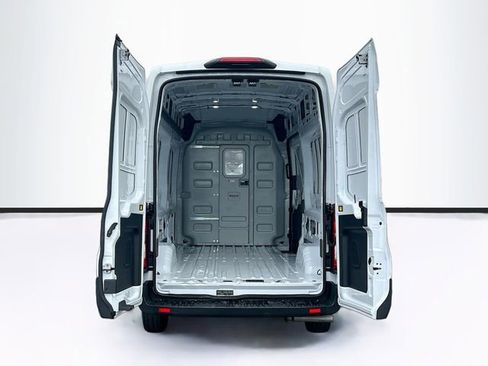 Certified 2025 Ford Transit 250 148 High Roof AWD image 22