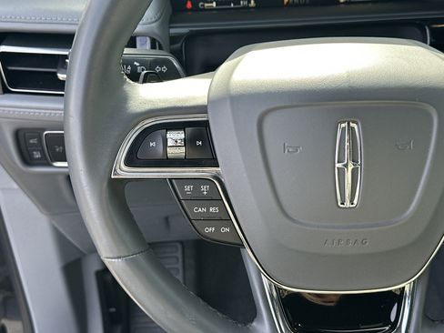 Used 2021 Lincoln Nautilus Reserve w/ Monochromatic Package image 26