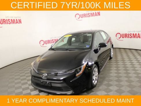 Used 2025 Toyota Corolla LE FWD image 2