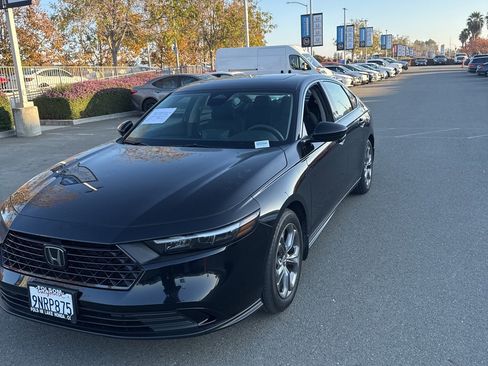 Used 2024 Honda Accord EX image 5