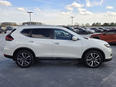 Used 2019 Nissan Rogue SL image 11