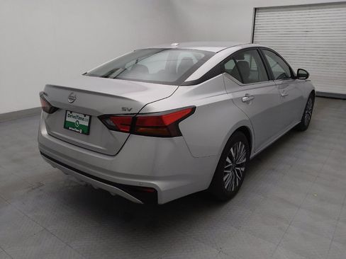 Used 2023 Nissan Altima 2.5 SV image 9