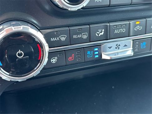 New 2025 Ford F150 Lariat w/ Equipment Group 501A Mid image 29