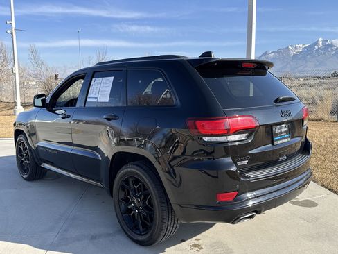 Used 2021 Jeep Grand Cherokee Limited X image 3