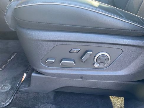 Used 2024 Hyundai Palisade Calligraphy image 21