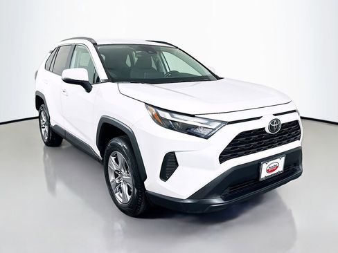 Certified 2025 Toyota RAV4 XLE FWD image 3