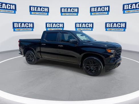 Used 2024 Chevrolet Silverado 1500 Custom RWD image 2