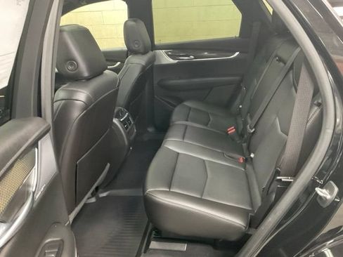 Used 2022 Cadillac XT5 Sportv w/ Technology Package AWD/4WD image 16