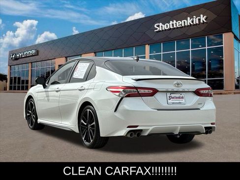 Used 2020 Toyota Camry XSE image 8