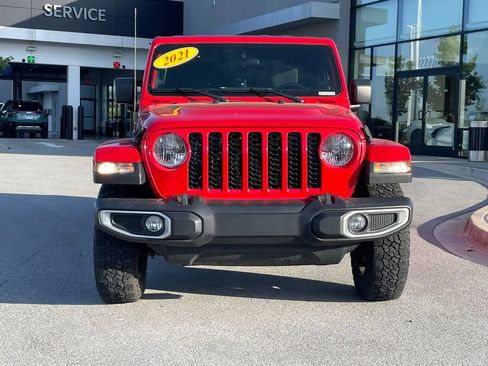 Used 2021 Jeep Gladiator Sport AWD/4WD image 2