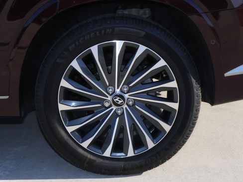 Used 2023 Hyundai Palisade Calligraphy FWD image 8