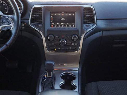 Used 2019 Jeep Grand Cherokee Laredo w/ Security & Convenience Group image 26