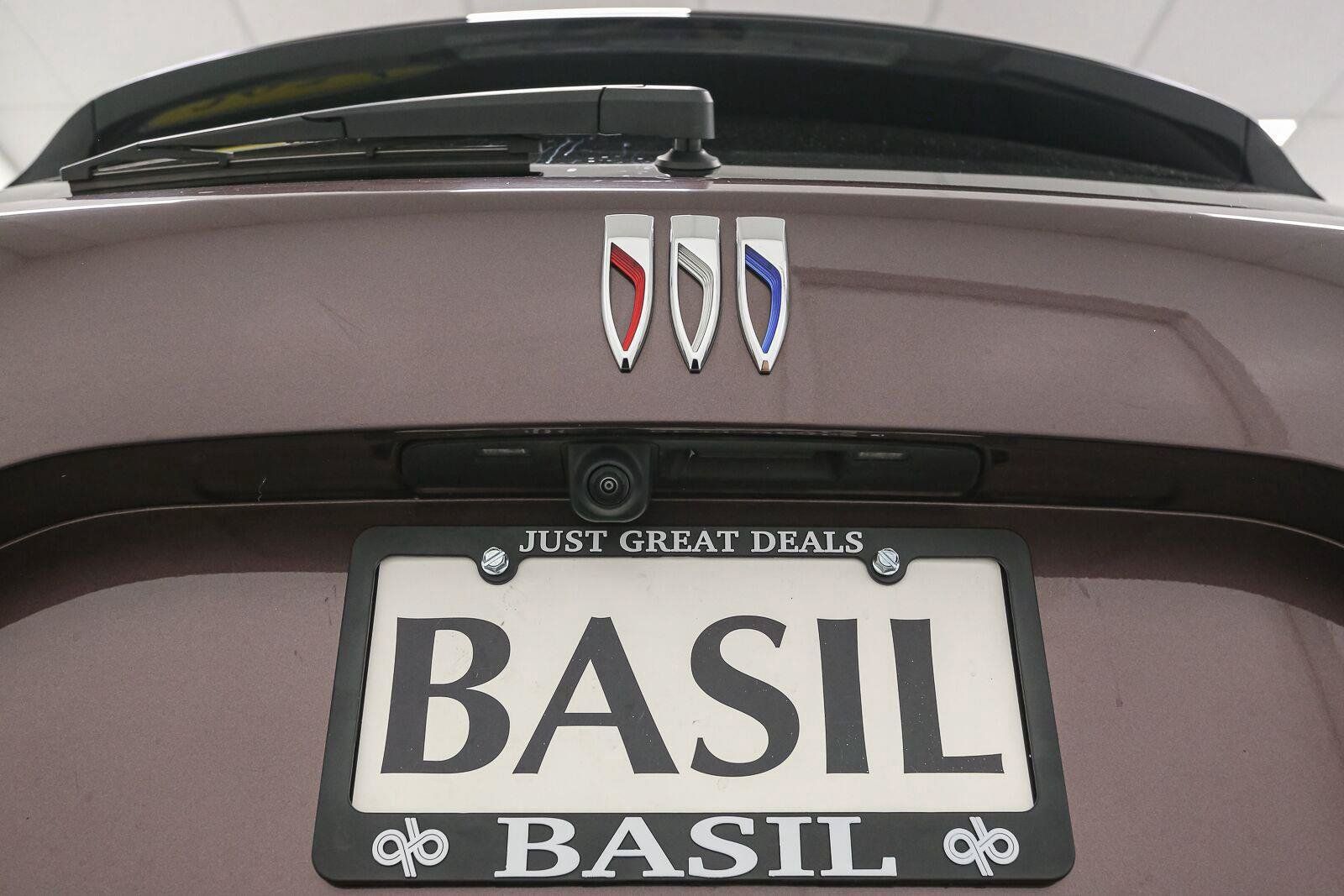 Used 2024 Buick Envision Preferred AWD/4WD image 12