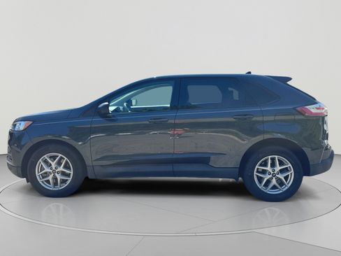 Used 2022 Ford Edge SE AWD/4WD image 8