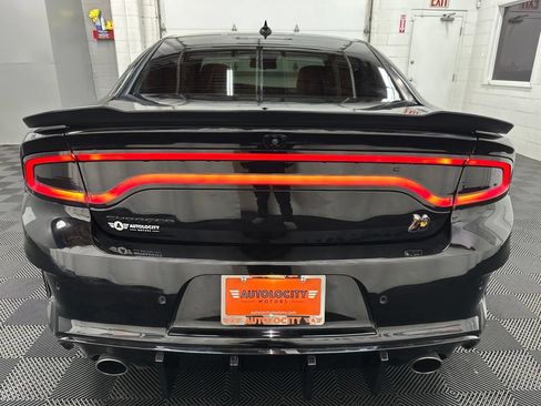 Used 2023 Dodge Charger Scat Pack RWD image 8