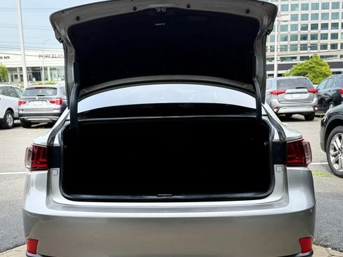 Used 2016 Lexus IS 200t w/ F Sport Package RWD image 43