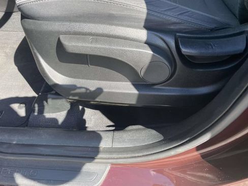 Used 2020 Kia Sorento FWD V6 image 18