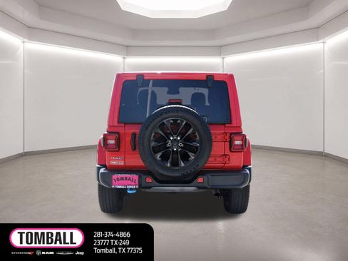 Used 2024 Jeep Wrangler Unlimited Sahara AWD/4WD image 6