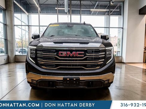 Used 2025 GMC Sierra 1500 SLT AWD/4WD image 23